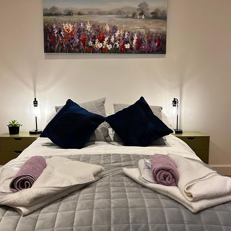렉섬 Lavender Retreat B&B 외부 사진